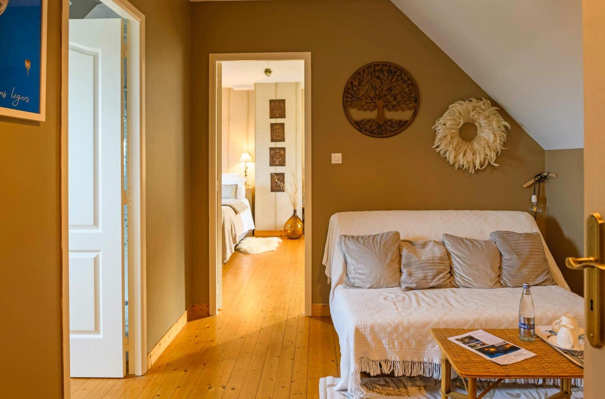 Les Pierres Bleues Bed & Breakfast Saint-Coulitz Dış mekan fotoğraf