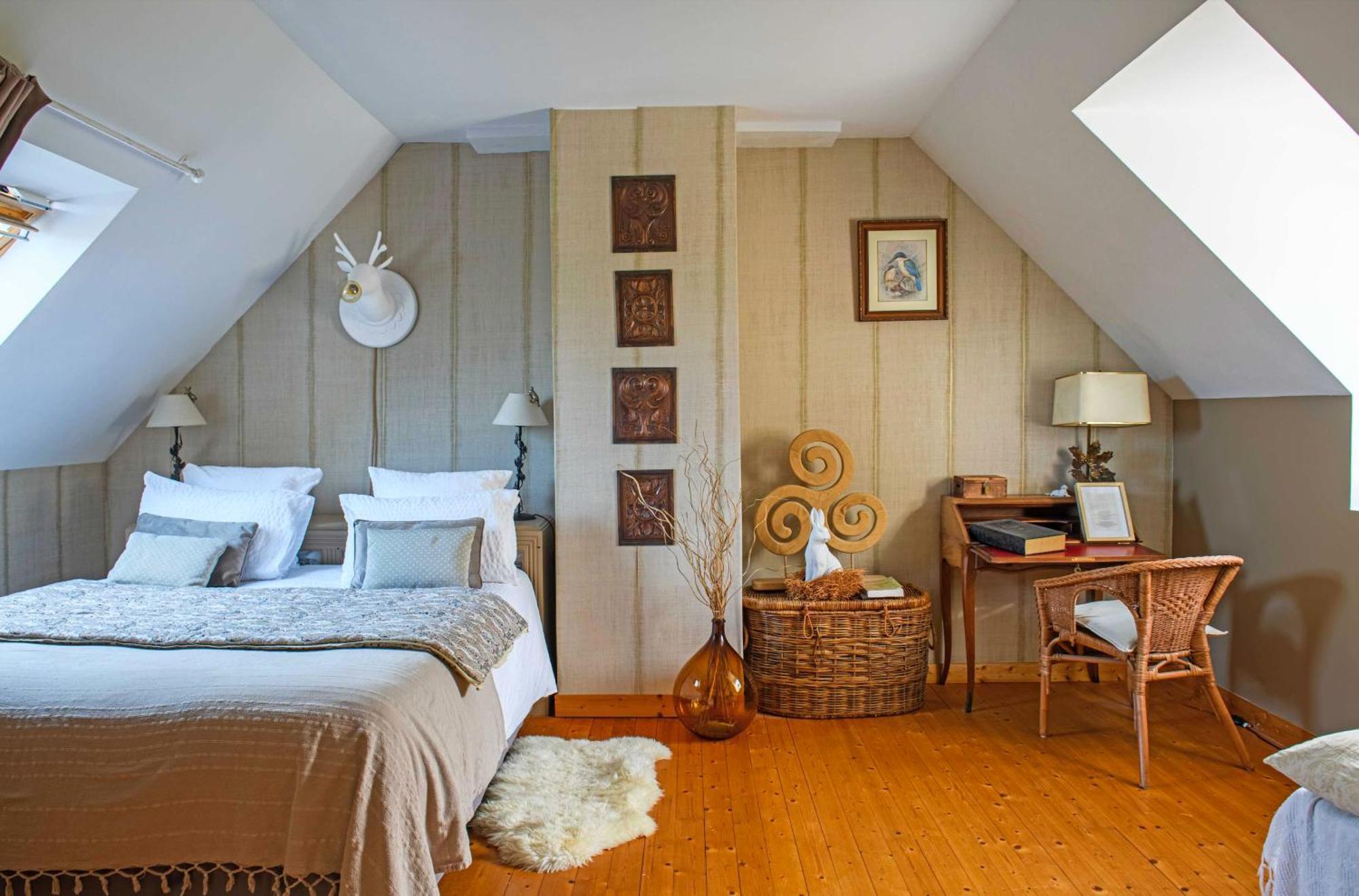 Les Pierres Bleues Bed & Breakfast Saint-Coulitz Dış mekan fotoğraf