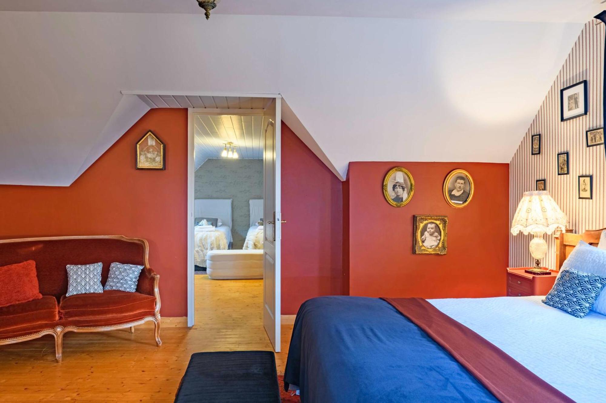 Les Pierres Bleues Bed & Breakfast Saint-Coulitz Dış mekan fotoğraf
